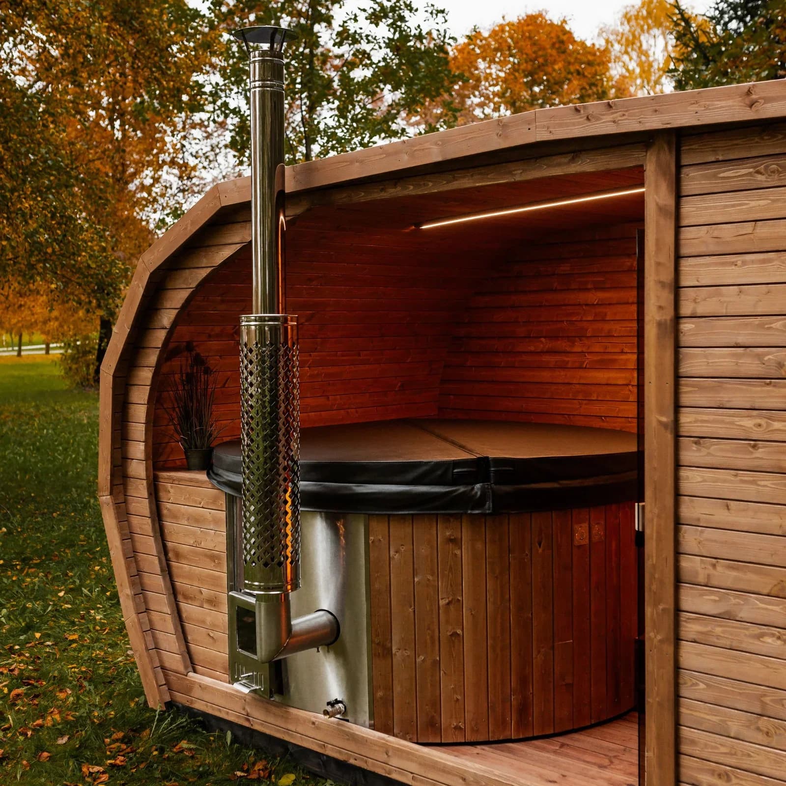 Outdoor Garden Sauna and Hot Tub Suite, view 9