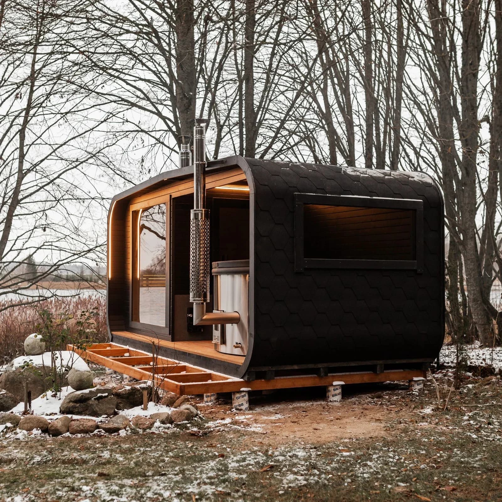 Outdoor Glass-Front Sauna and Hot Tub Suite, view 41