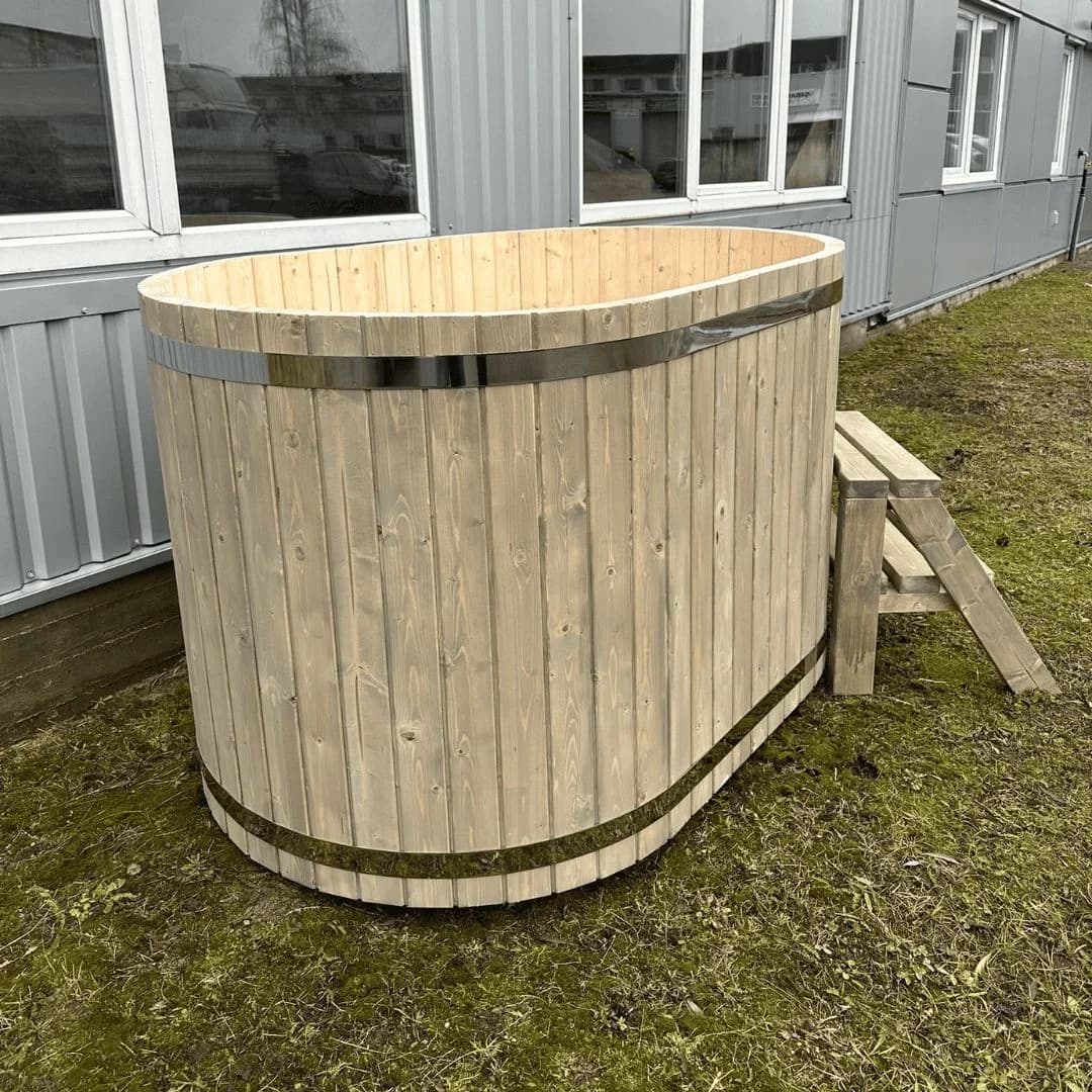 Outdoor Wooden Cold Plunge Tub, view 4